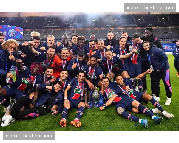 事件脉络：解析一次成功的角球战术，从训练场白板推演到欧冠四分之一决赛的得分