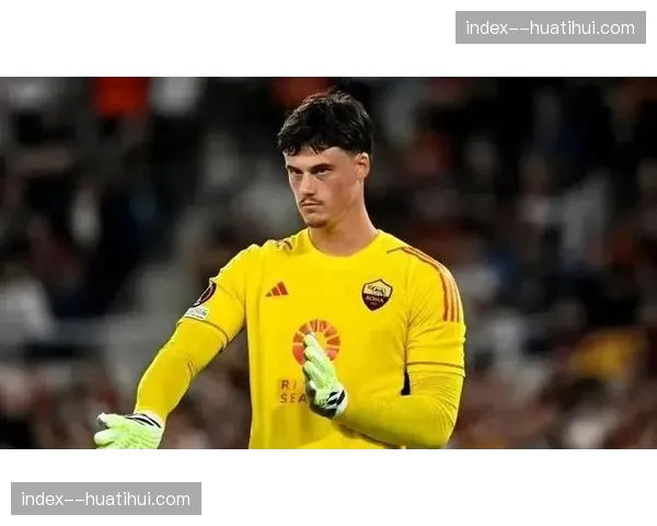 萨索洛对阵科莫：恩佐拉第44分钟单刀突入禁区完成破门